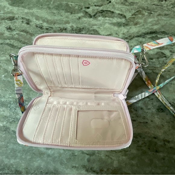 Vera Bradley all in one crossbody purse bag RFID protection 7”x4” - Picture 8 of 11